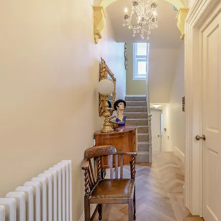 度假居 The Merry Gull 惠特比